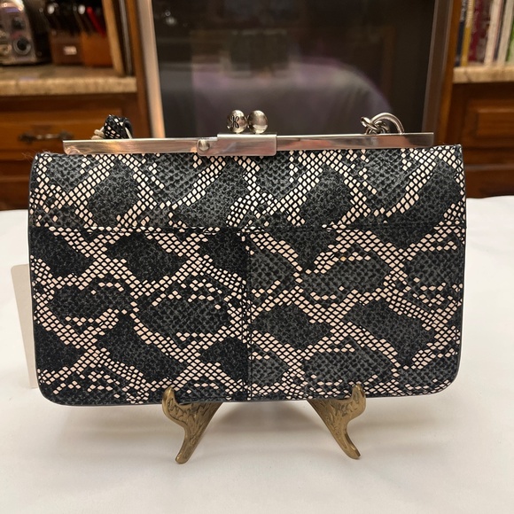 NWT, Hobo 100% Leather, Exotic Pattern, Bag. Black/Cream/Deep Navy. - Picture 9 of 16